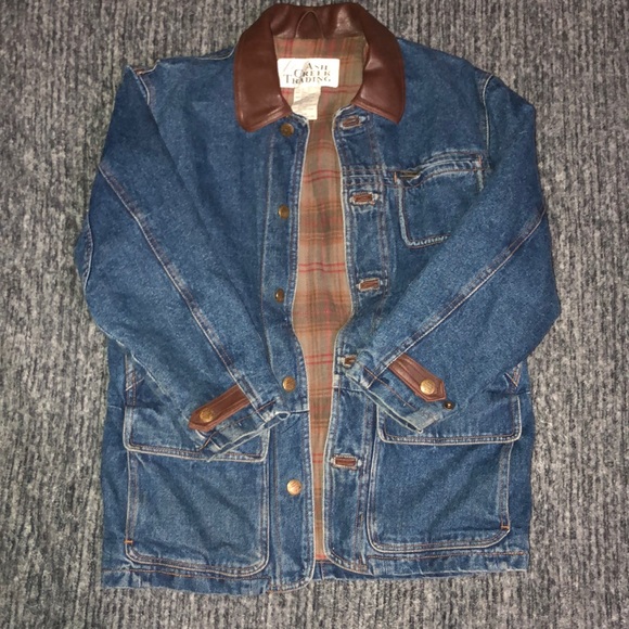 Ash creek Trading Other - Thrifted Denim Jacket